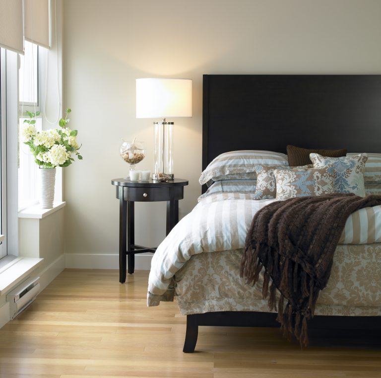Így találd meg az ágy tökéletes helyét a hálószobában