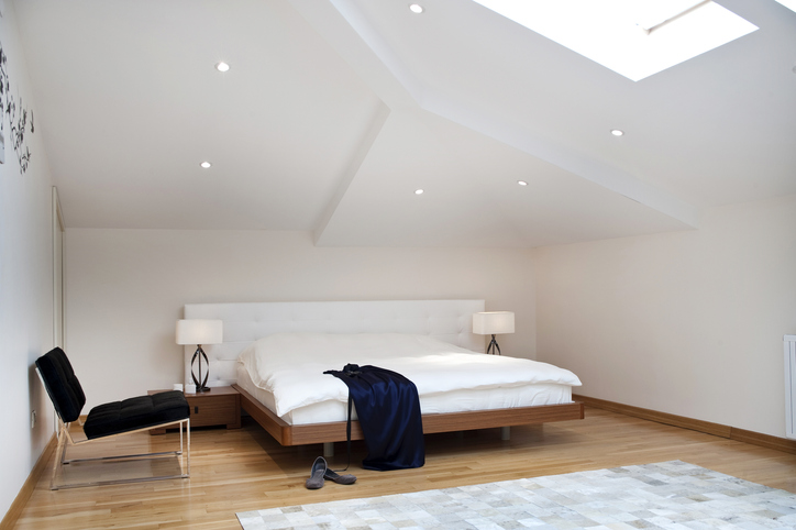 Lenyűgöző tetőtéri hálószobák – Te melyiket választanád?