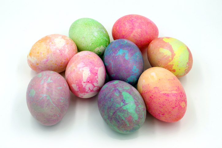 5+1 húsvéti tojás díszítési módszer, melyet kisgyerekkel is könnyen bevállalhatsz