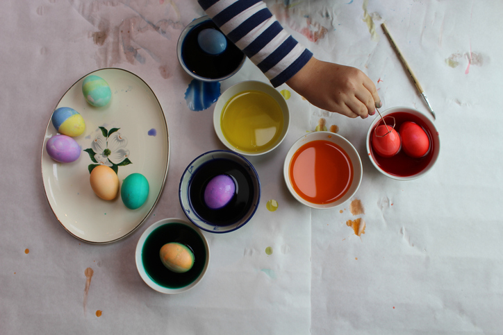 A 3 legmenőbb húsvéti tojásfestési technika, amit látnod kell