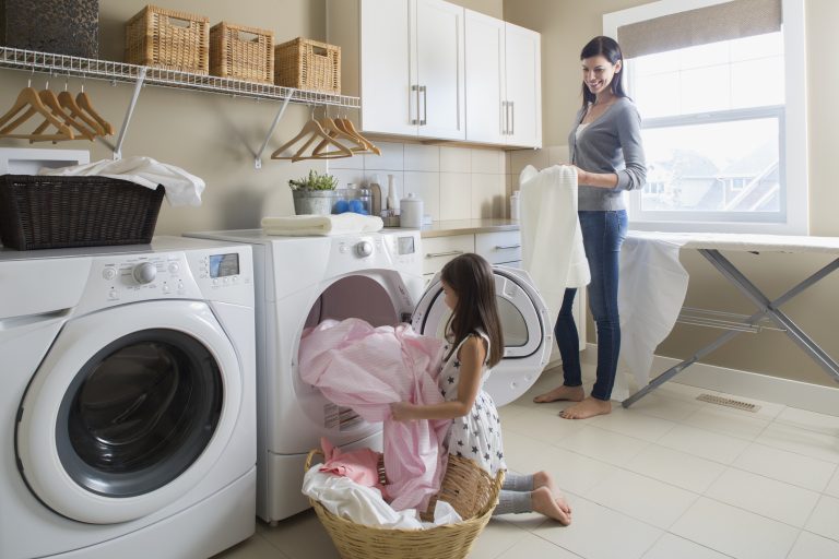 Heti hasznos tippünk: felfedjük az elöltöltős mosógép-takarítás titkát