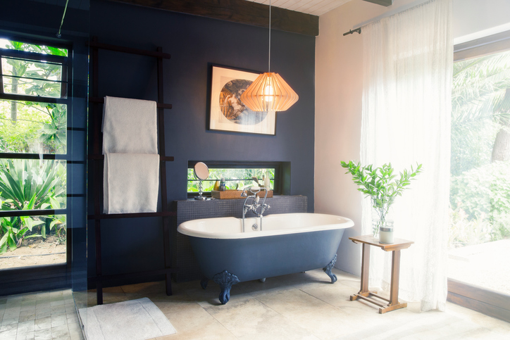A fürdő, mint szoba – Válogatás a legotthonosabb helyiségekből