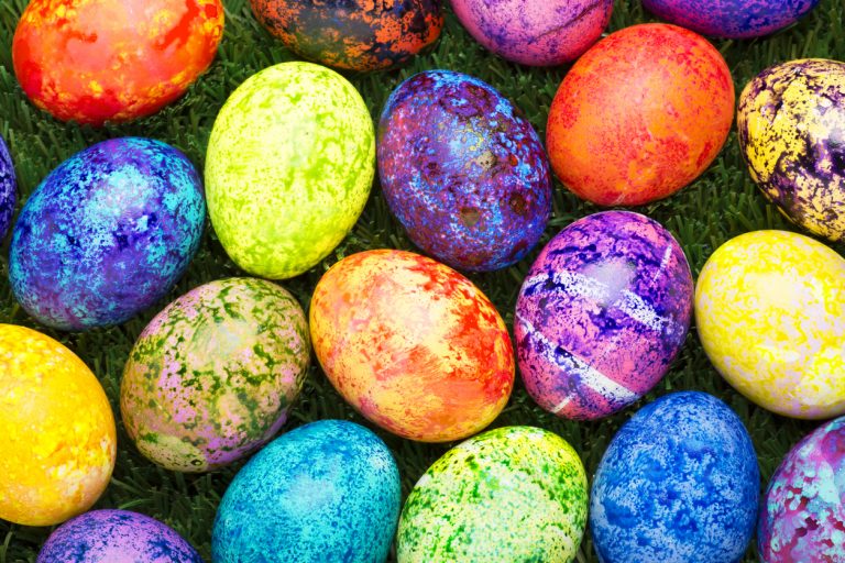Alternatív tojás dekor – 3 zseniális ötlet, ha unod már a pirosat