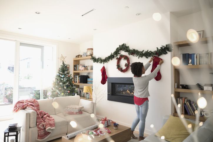 9 ütős tipp, hogyan öltöztesd fel karácsonyra a nappalidat
