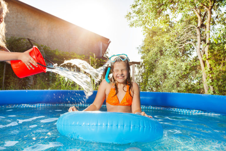 Otthon nyaralni a legfelsőbb szinteken – Íme, a legjobb kerti medencék!