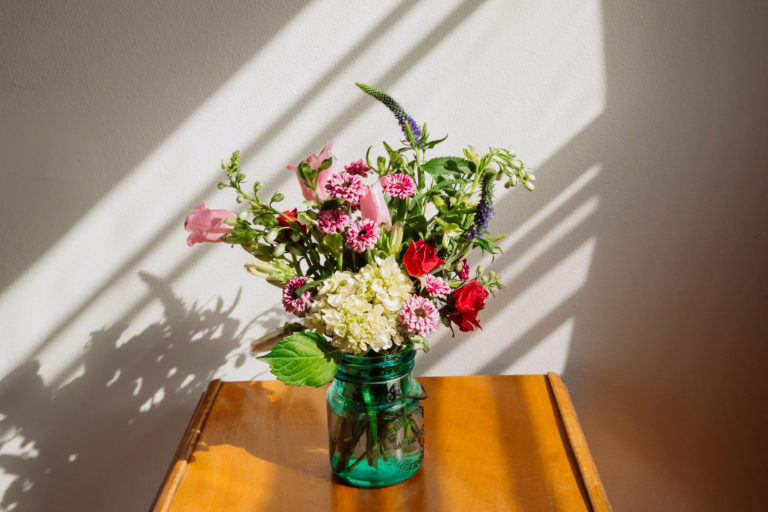 Ezekkel a trendi vágott virágokkal dekoráld otthonod, hogy jobb kedvre derítsd magad