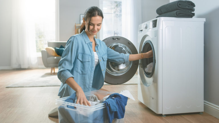 6 hiba, amit sose kövess el a mosás közben, különben a ruháid és mosógéped bánják