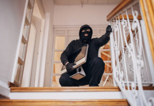 Tippek betörés ellen – Így tudsz a lehető legtöbbet tenni azért, hogy a rablók elkerüljék otthonodat