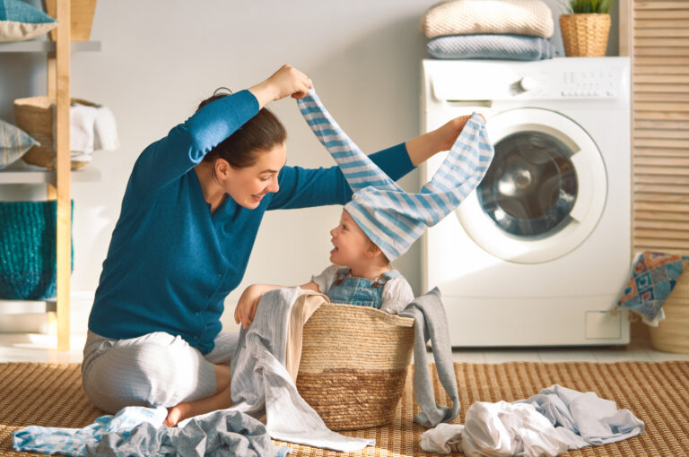 Növeld meg mosógéped élettartamát! Ezt a 3 dolgot tedd meg minden hónapban