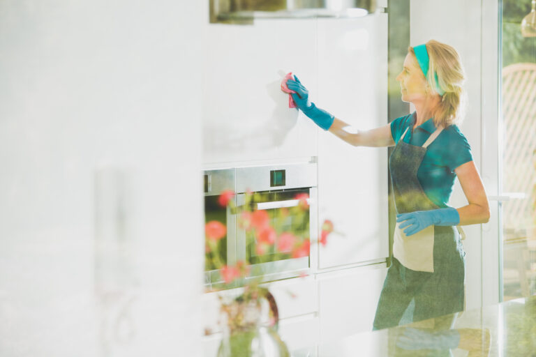 Tavaszi nagytakarítás a konyhában – Legyen tisztaság az ételek közelében